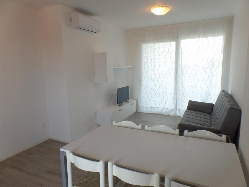Condominio Giardino 比比翁 外观 照片