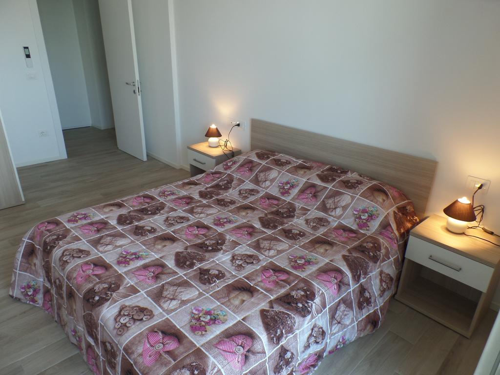 Condominio Giardino 比比翁 外观 照片